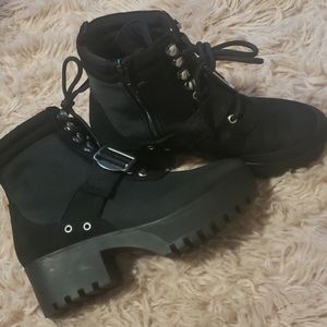 Steve Madden Boots